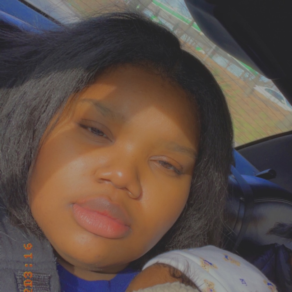 Meet your Posher, Sadia